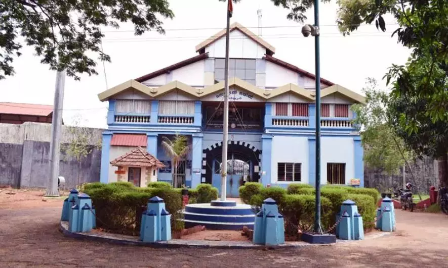 Remand prisoner escapes police custody near Keralas Viyyur jail Remand prisoner escapes police custody near Keralas Viyyur jail