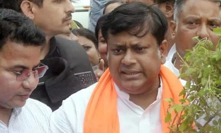 Union Minister Sukanta Majumdars convoy attacked in Bengals Nabadwip Union Minister Sukanta Majumdars convoy attacked in Bengals Nabadwip