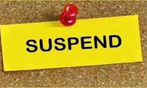 Teacher suspended in Doda for prompting students to sing ‘Khoon se tilak karo, goliyon se aarti’ Teacher suspended in Doda for prompting students to sing ‘Khoon se tilak karo, goliyon se aarti’