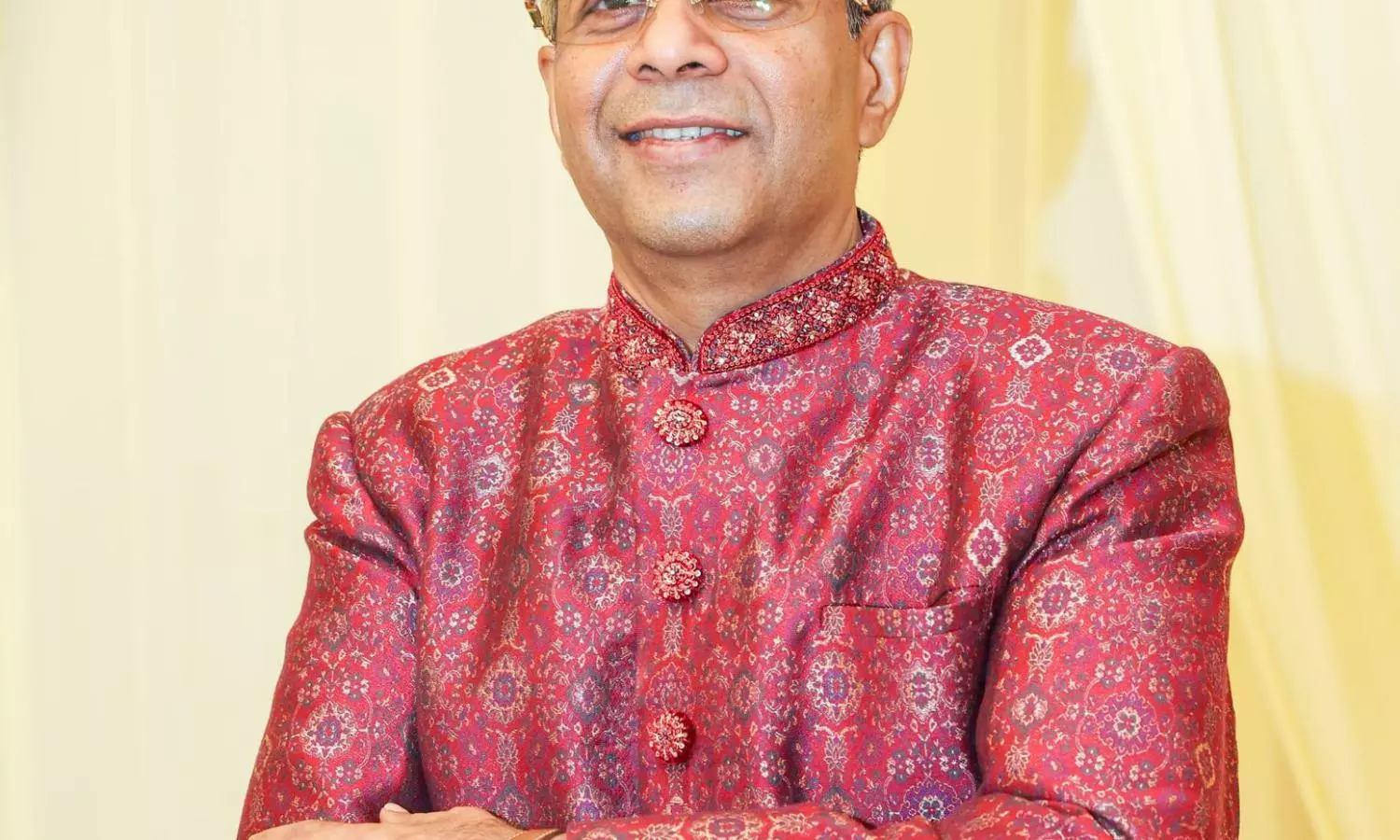 Amad Group Chairman Pambavasan Nair honored with Pravasi Bharatiya Excellence Award 2025 for humanitarian work