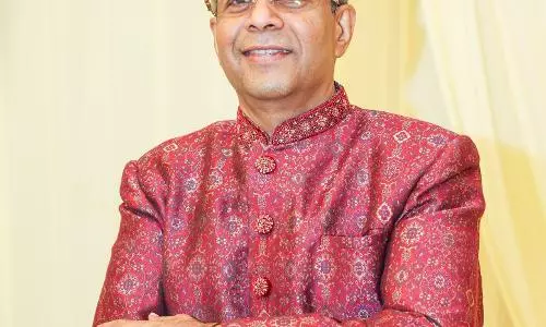 Amad Group Chairman Pambavasan Nair honored with Pravasi Bharatiya Excellence Award 2025 for humanitarian work