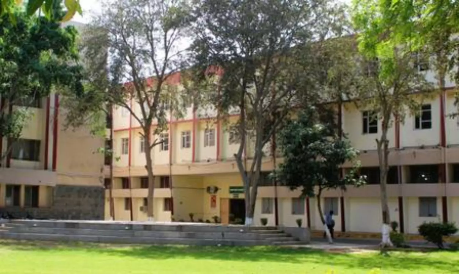 Al-Falah University distances itself from doctors linked to Delhi blast, condemns allegations