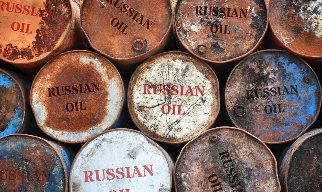 India reduces Russian oil imports as US trade pressure mounts: Report