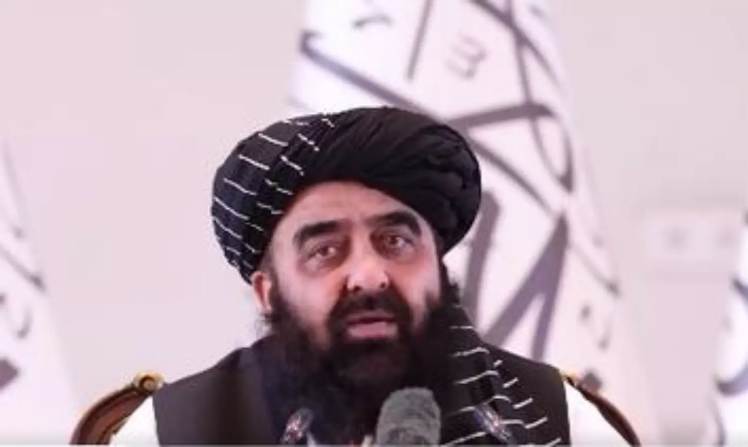 Afghan FM Muttaqi slams Pakistan over airspace violations, refugee expulsions