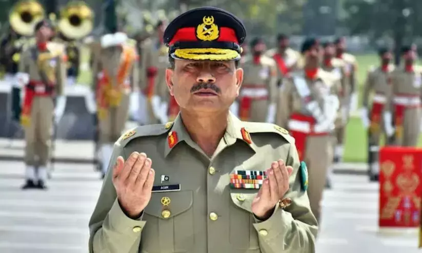 Pakistan amends Constitution granting sweeping powers to army chief