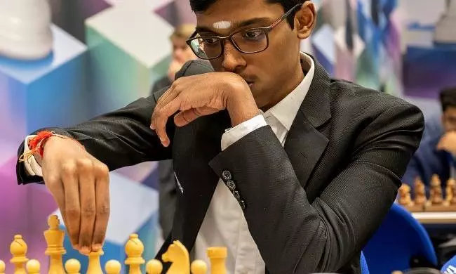Chess WC: Praggnandhaa loses; Arjun, Harikrishna advance Chess WC: Praggnandhaa loses; Arjun, Harikrishna advance