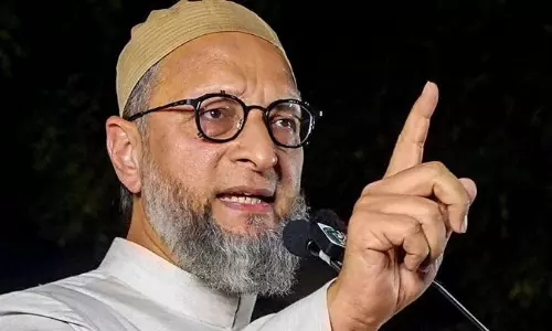 Owaisi named to JPC reviewing bills on removal of arrested ministers