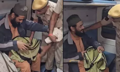 Selective frisking in Rajasthan raises concerns of profiling Muslims after Delhi blast Selective frisking in Rajasthan raises concerns of profiling Muslims after Delhi blast