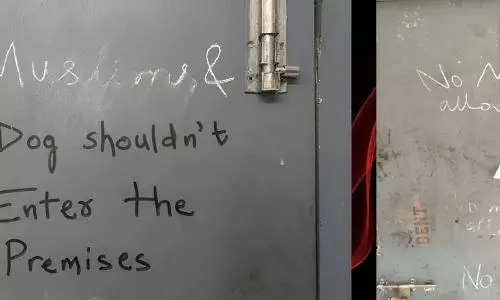 Graffiti in higher edu institution reads ‘No dogs & Muslims allowed’