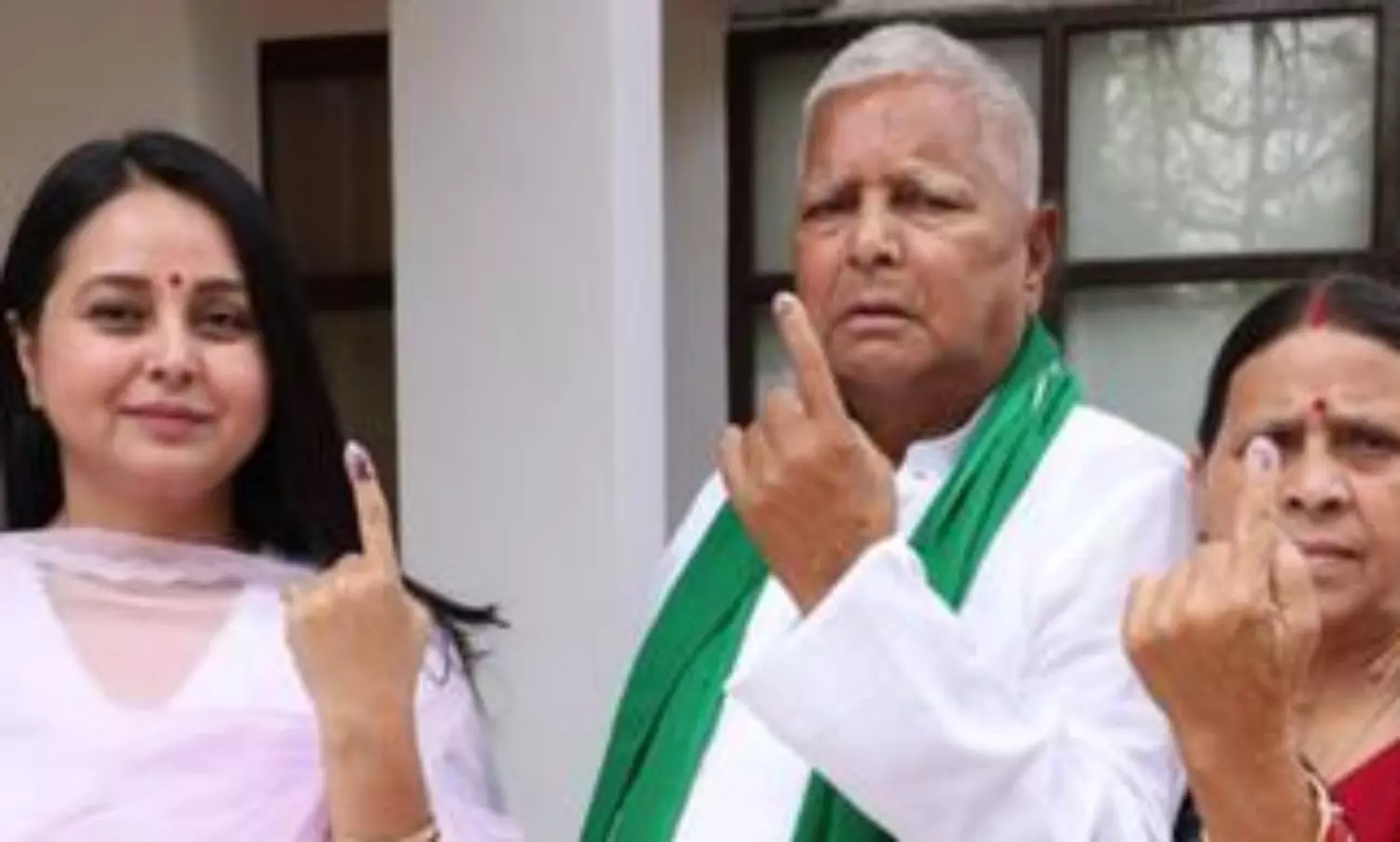 Lalu Prasad’s daughter Rohini quits politics, disowns family after Bihar polls