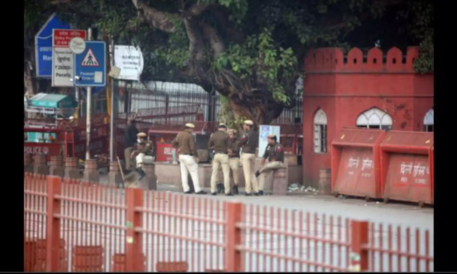 Three 9mm cartridges recovered from Delhi blast site; no weapon found