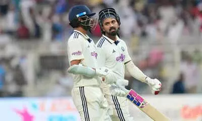 Test 1: India crumbles before South African bowlers Test 1: India crumbles before South African bowlers