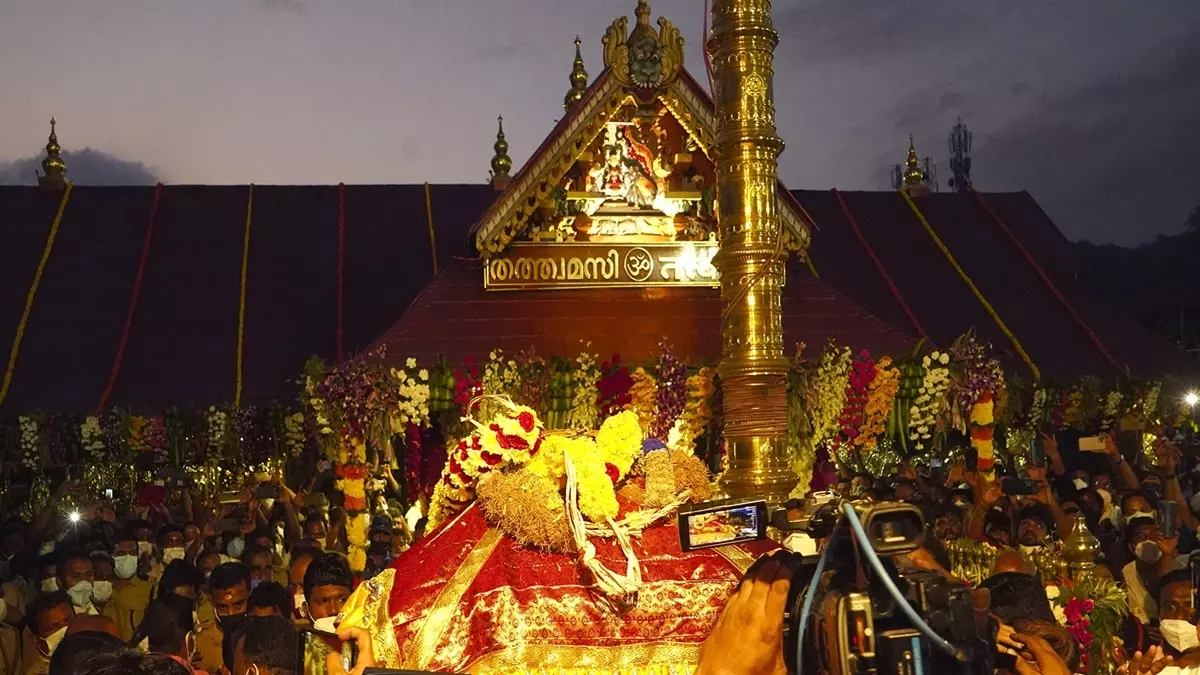 SIT to conduct court-ordered scientific examination at Sabarimala tomorrow SIT to conduct court-ordered scientific examination at Sabarimala tomorrow