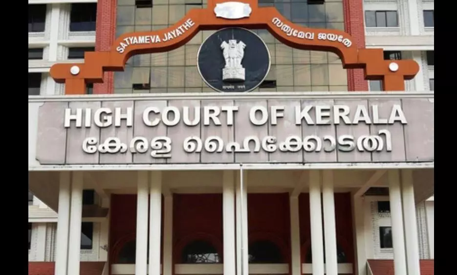 Kerala HC lambasts Vijayan govt for shielding accused in cashew import corruption case Kerala HC lambasts Vijayan govt for shielding accused in cashew import corruption case