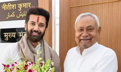 Nitish to take oath 10th time as CM, Will Chirag be his deputy? Nitish to take oath 10th time as CM, Will Chirag be his deputy?