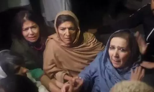 PTI alleges police manhandled Imran Khan’s sisters outside Adiala jail