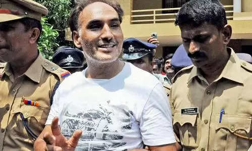Notorious burglar Bunty Chor briefly detained in Kochi, released Notorious burglar Bunty Chor briefly detained in Kochi, released