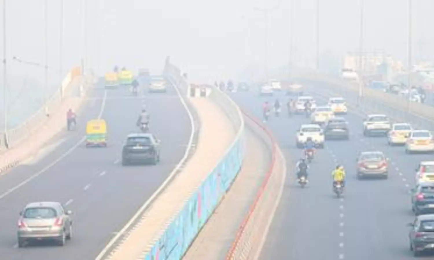 Report suggests 447 districts breach national air quality norm
