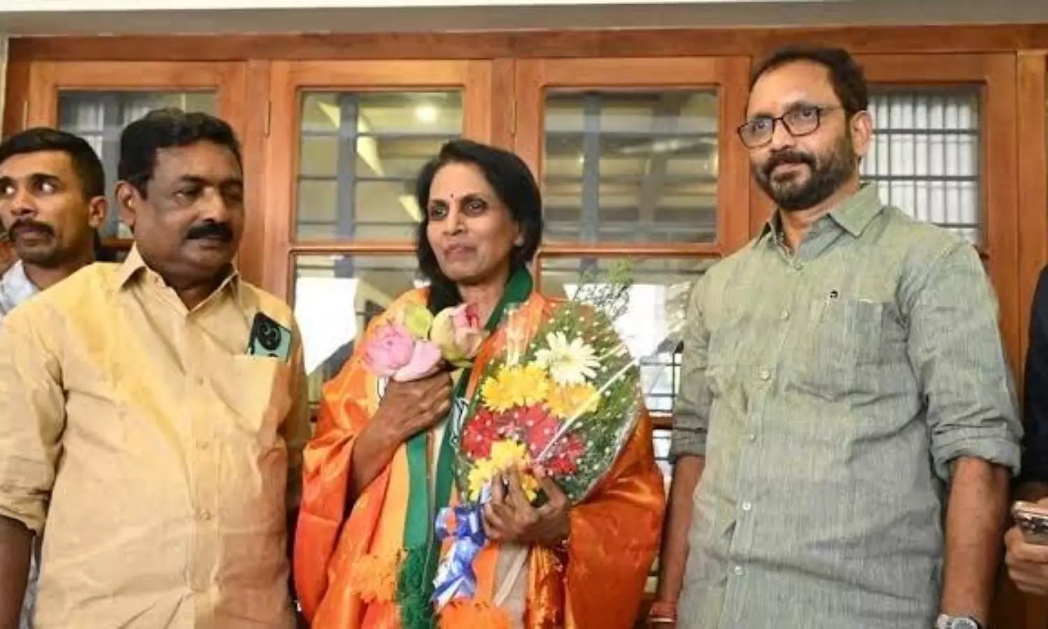 Amid AAP complaint, EC orders removal of ‘IPS’ from Kerala BJP candidate’s posters