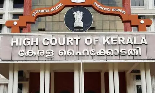 Relief for people of Munambam: HC permits government to accept land tax Relief for people of Munambam: HC permits government to accept land tax