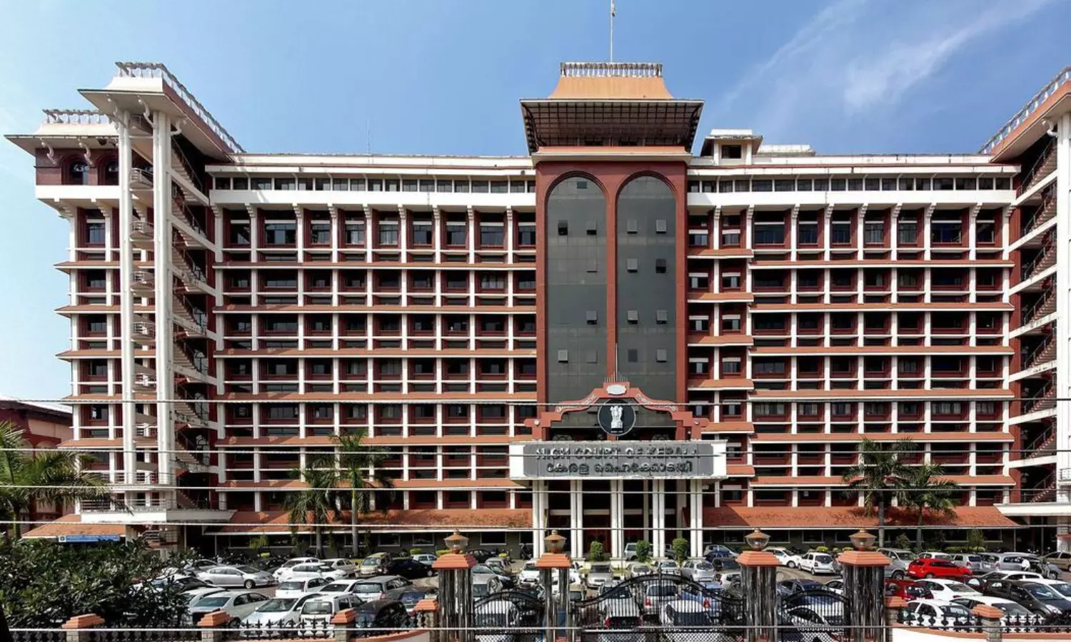 Muslim husband with second wife cannot deny maintenance to first: Kerala High Court