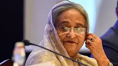 Bangladesh court hands 21-yr jail term to Sheikh Hasina in corruption cases