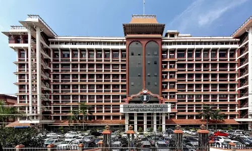 Muslim husband with second wife cannot deny maintenance to first: Kerala High Court