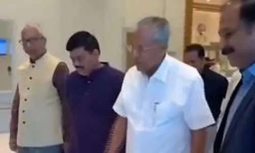 CM Vijayan appeals for unity among Kerala MPs ahead of Parliament session CM Vijayan appeals for unity among Kerala MPs ahead of Parliament session