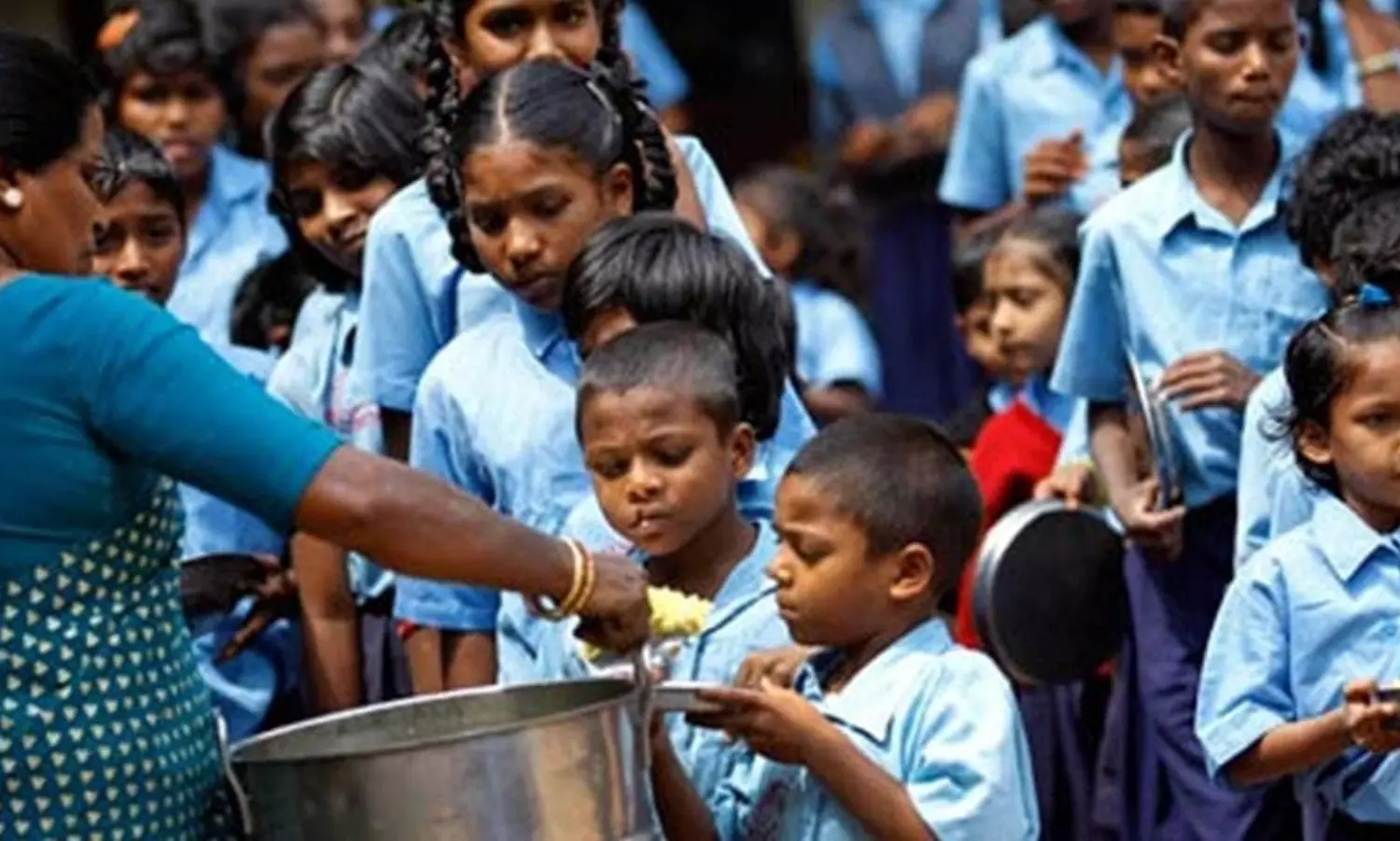 6 sentenced for blocking Dalit woman from cooking at TN school