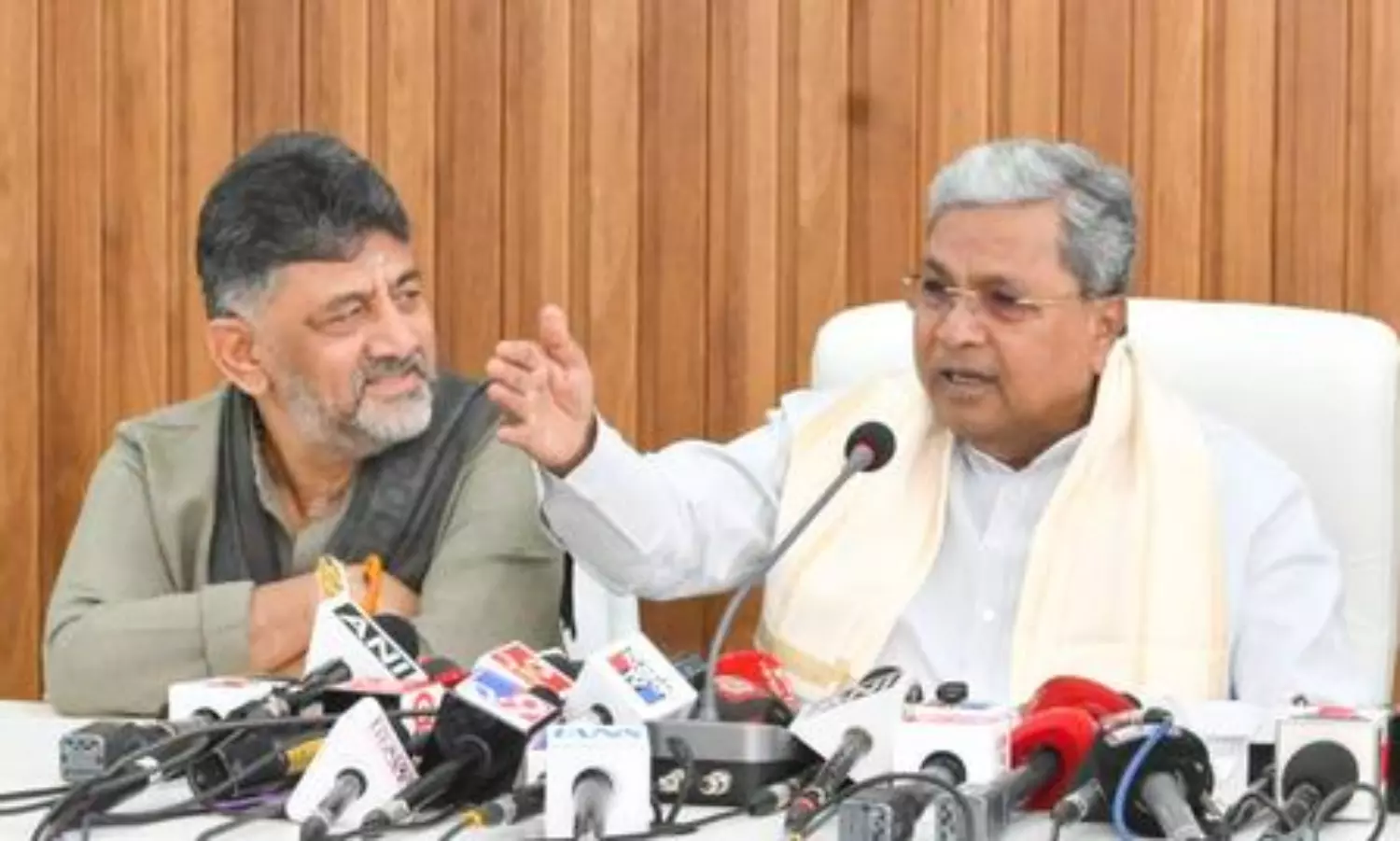 Siddaramaiah, Shivakumar assert ‘no rift’, promise joint fight in 2028 Karnataka assembly polls