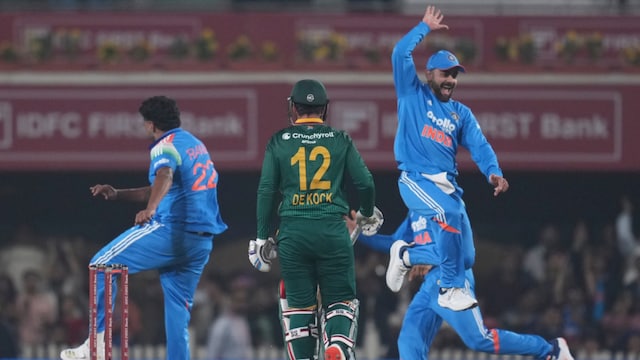 1st ODI: India sails past South Africa in nail-biting match
