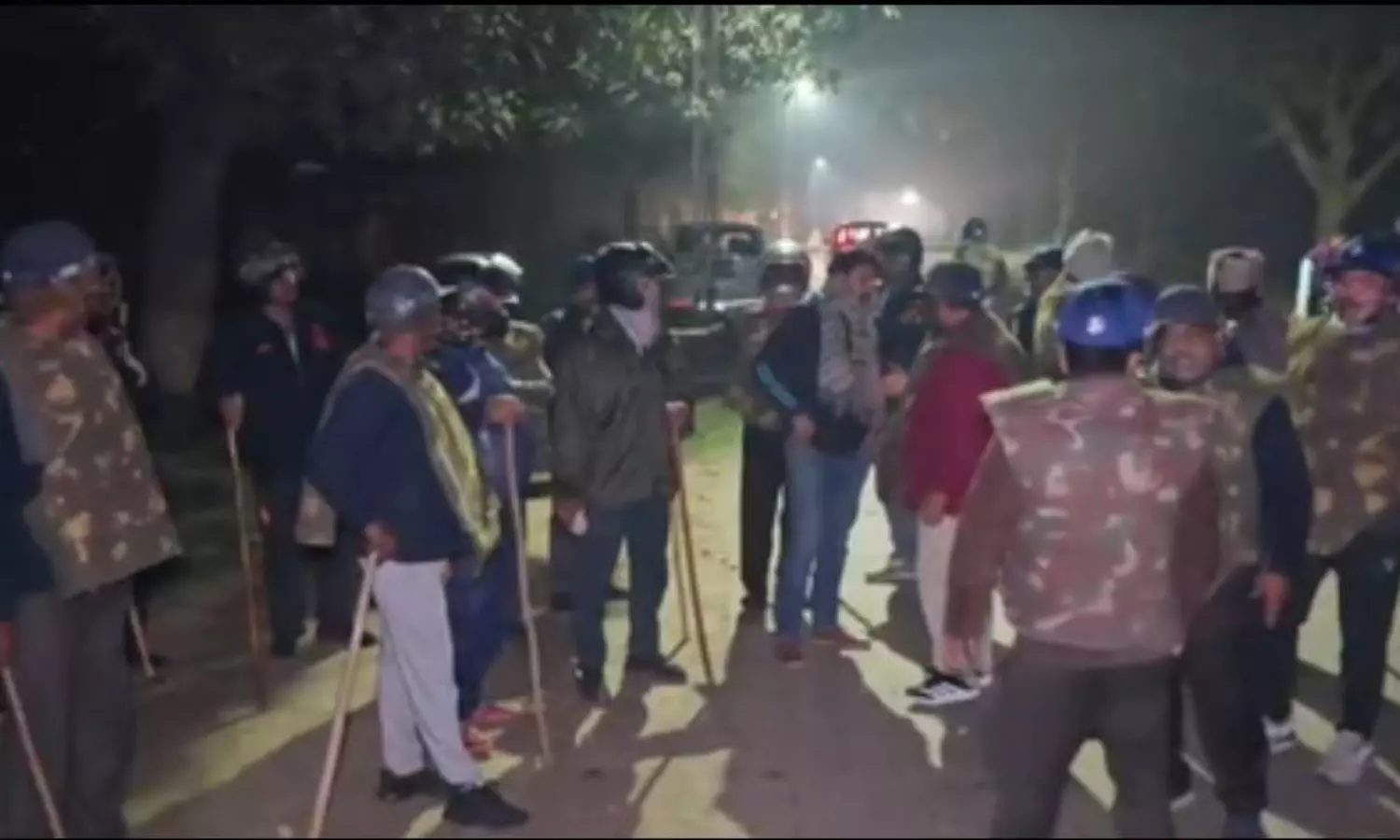 Turmoil erupts in Banaras Hindu University after student-proctorial clash