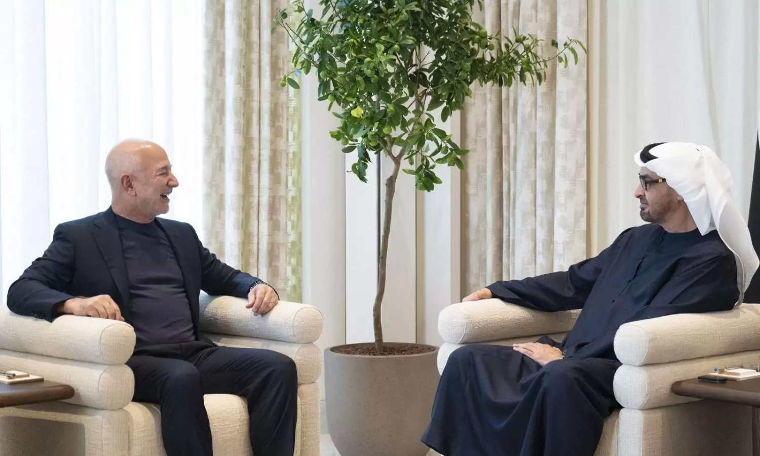 UAE President meets Jeff Bezos in Abu Dhabi