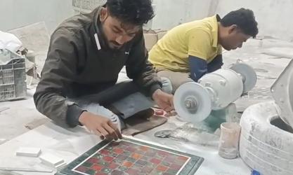 Marble chess from Agra reaches Kremlin, delights local artisans