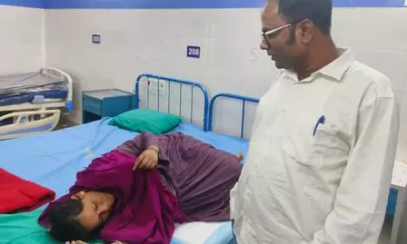 Pregnant woman deported to Bangladesh returns, thanks Mamata and seeks her to name child Pregnant woman deported to Bangladesh returns, thanks Mamata and seeks her to name child