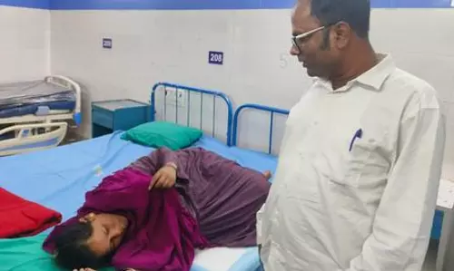 Pregnant woman deported to Bangladesh returns, thanks Mamata and seeks her to name child Pregnant woman deported to Bangladesh returns, thanks Mamata and seeks her to name child