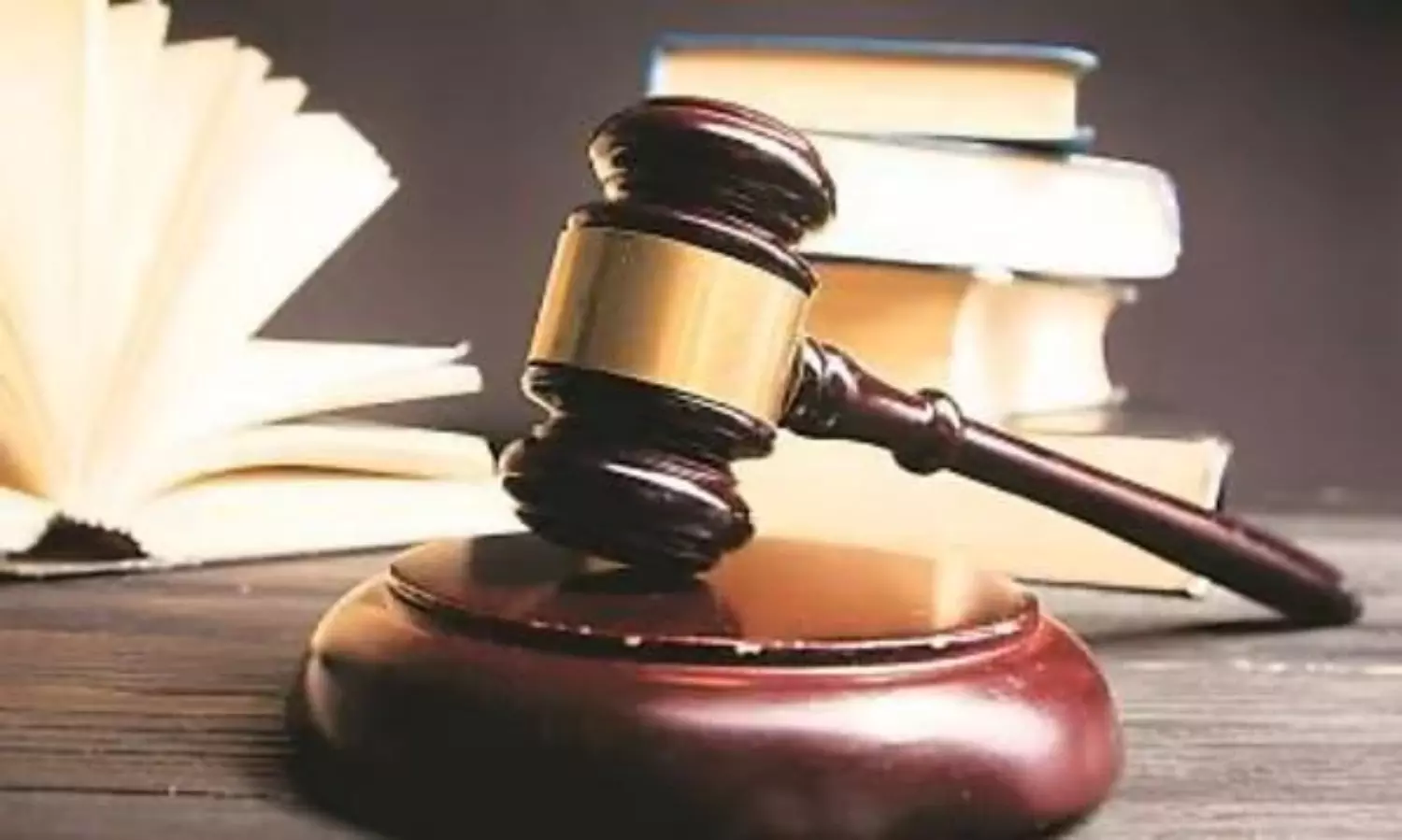 Supreme Court: GPF to be shared by wife and mother despite nominee status