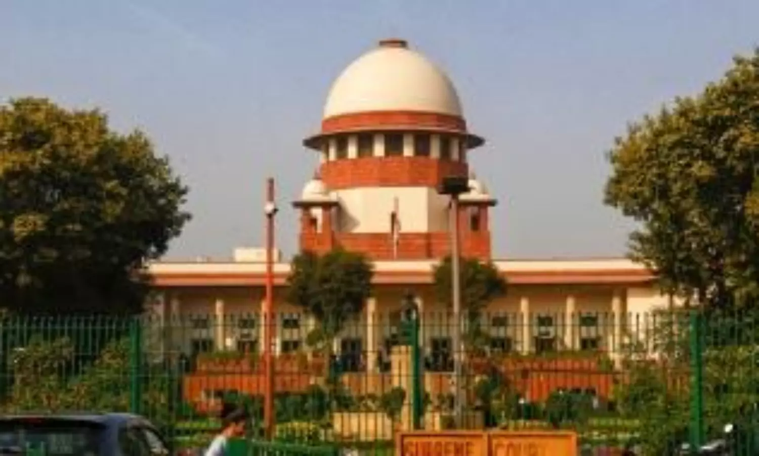 Karur stampede: SC says something wrong with Madras HC after report