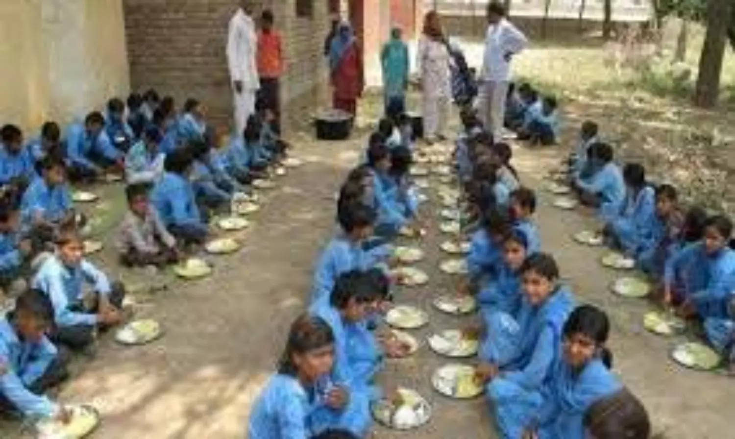 mid day meal at school