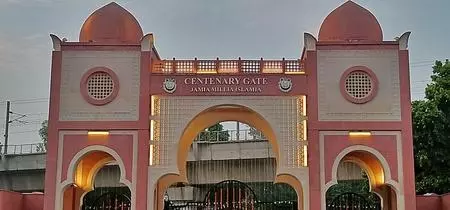 Show-cause notice served to Jamia Millia students for participating in Dec 15 protest Show-cause notice served to Jamia Millia students for participating in Dec 15 protest