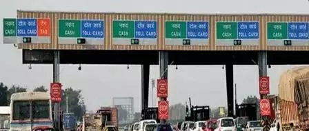 Govt to implement nationwide barrier-free FASTag toll collection by 2026 Govt to implement nationwide barrier-free FASTag toll collection by 2026