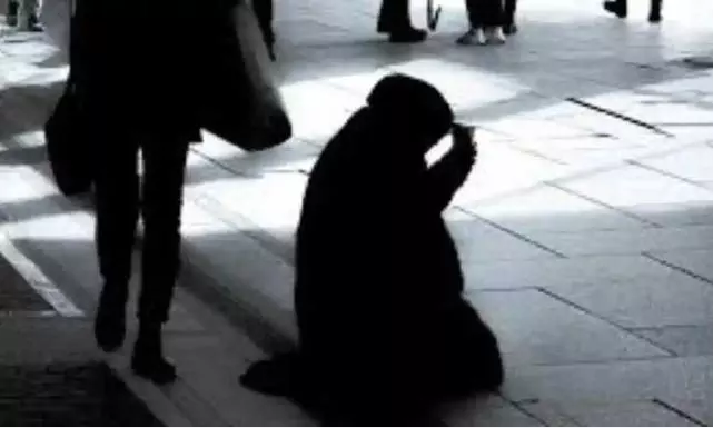 Saudi Arabia deports 24,000 Pakistani beggars as UAE also initiates action Saudi Arabia deports 24,000 Pakistani beggars as UAE also initiates action