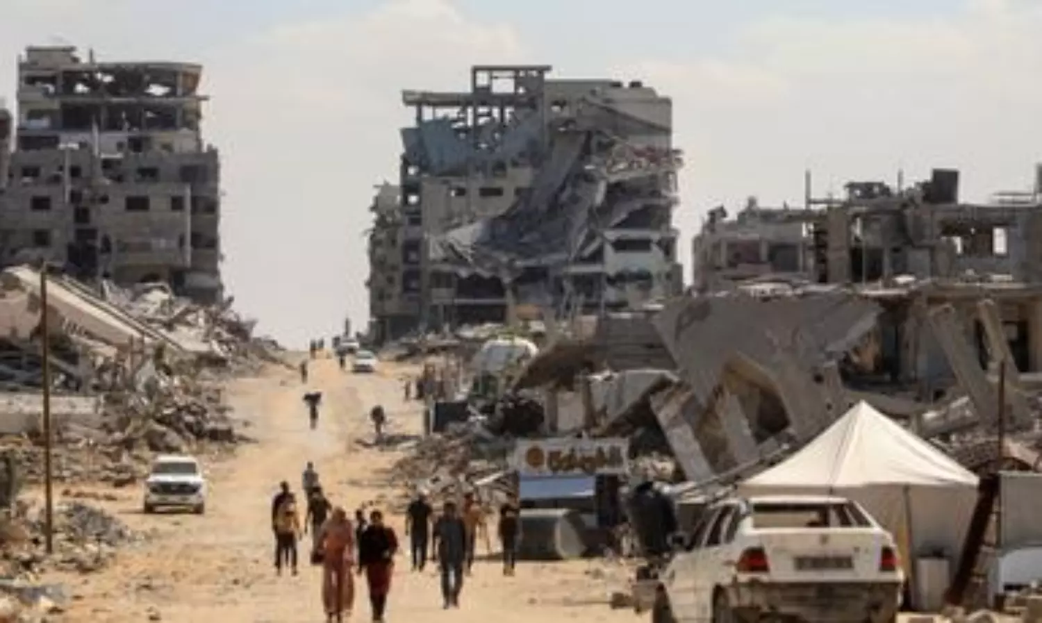 Amid Israeli destruction, Islamic University of Gaza resumes on-site classes