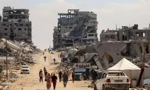 Amid Israeli destruction, Islamic University of Gaza resumes on-site classes