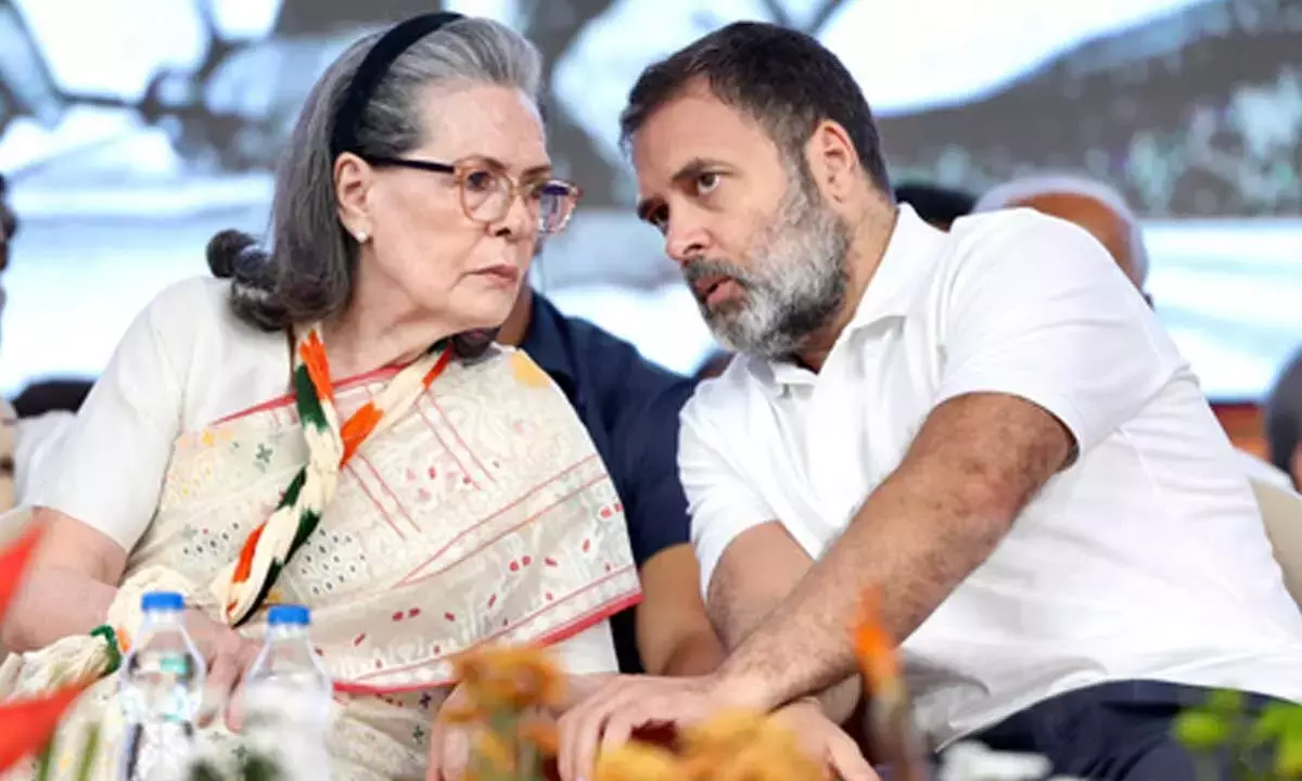 Delhi HC issues notice to Sonia Gandhi, Rahul in National Herald case
