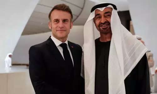 Sheikh Mohamed, Emmanuel Macron hold talks on AI, investment