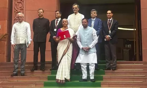 Kerala FM meets Sitharaman, discusses states fiscal challenges