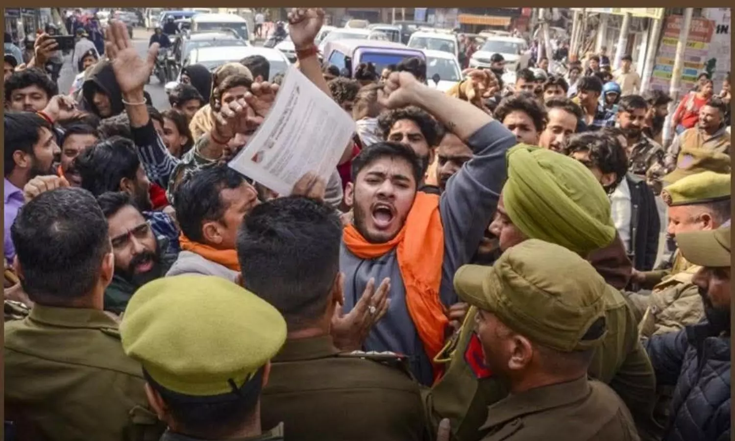J&K uni issue: Hindutva groups protest; threaten to shut down Jammu