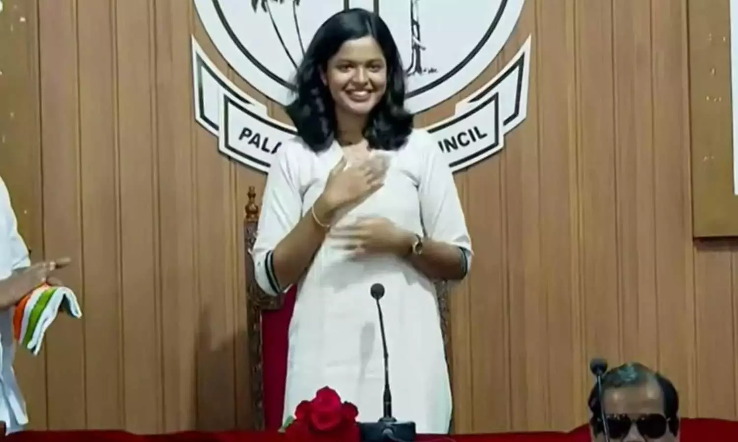 Diya Pulickakandam takes charge as Pala Municipality Chairperson; becomes country’s youngest civic body chief