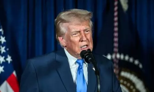 Trump claims final say on Ukraine deal ahead of Zelensky meeting